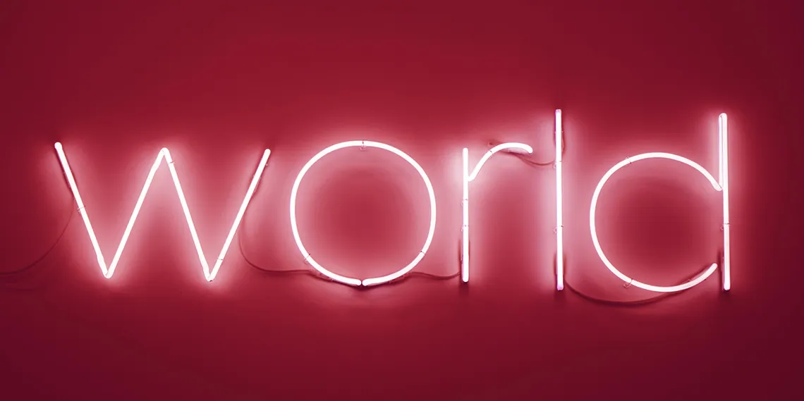 World Schriftzug auf rotem Grund