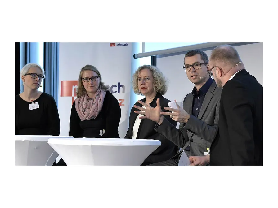 Klaus Cloppenburg im Panel "Online-Kommunikation"